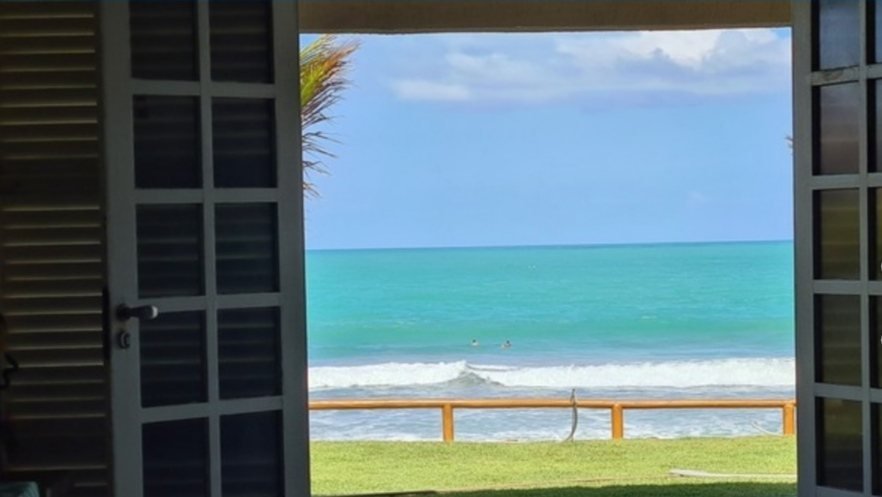 Vista do mar a partir da sala